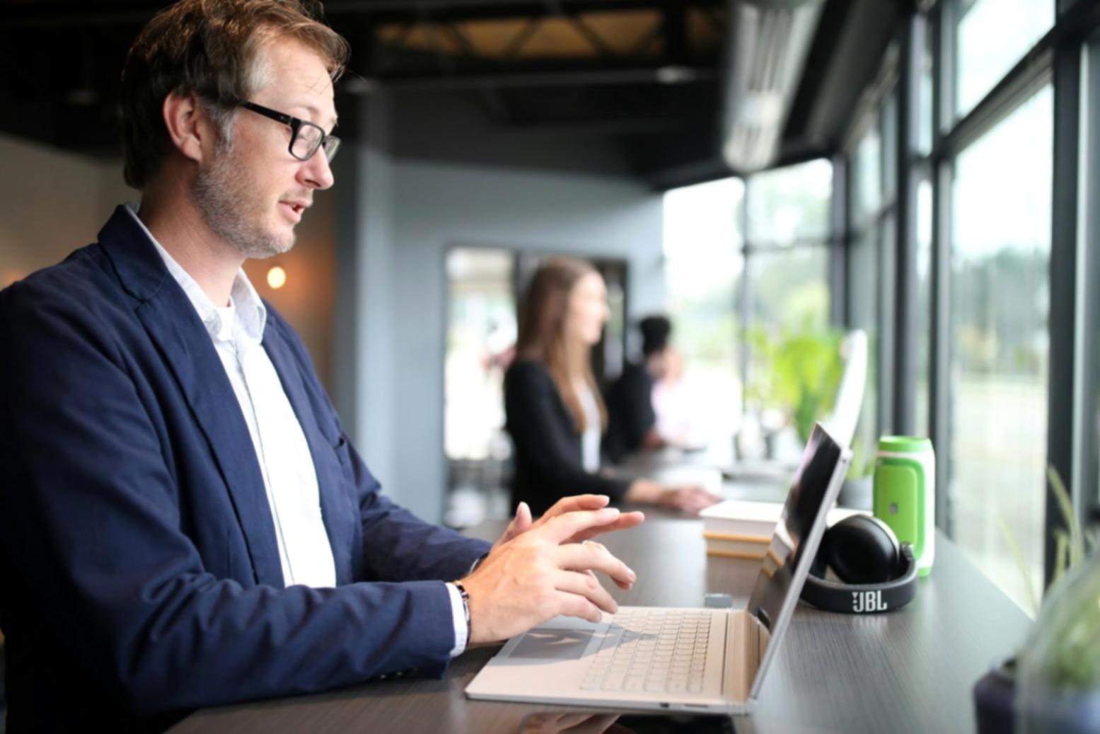 Collaboration avec nos partenaires financiers